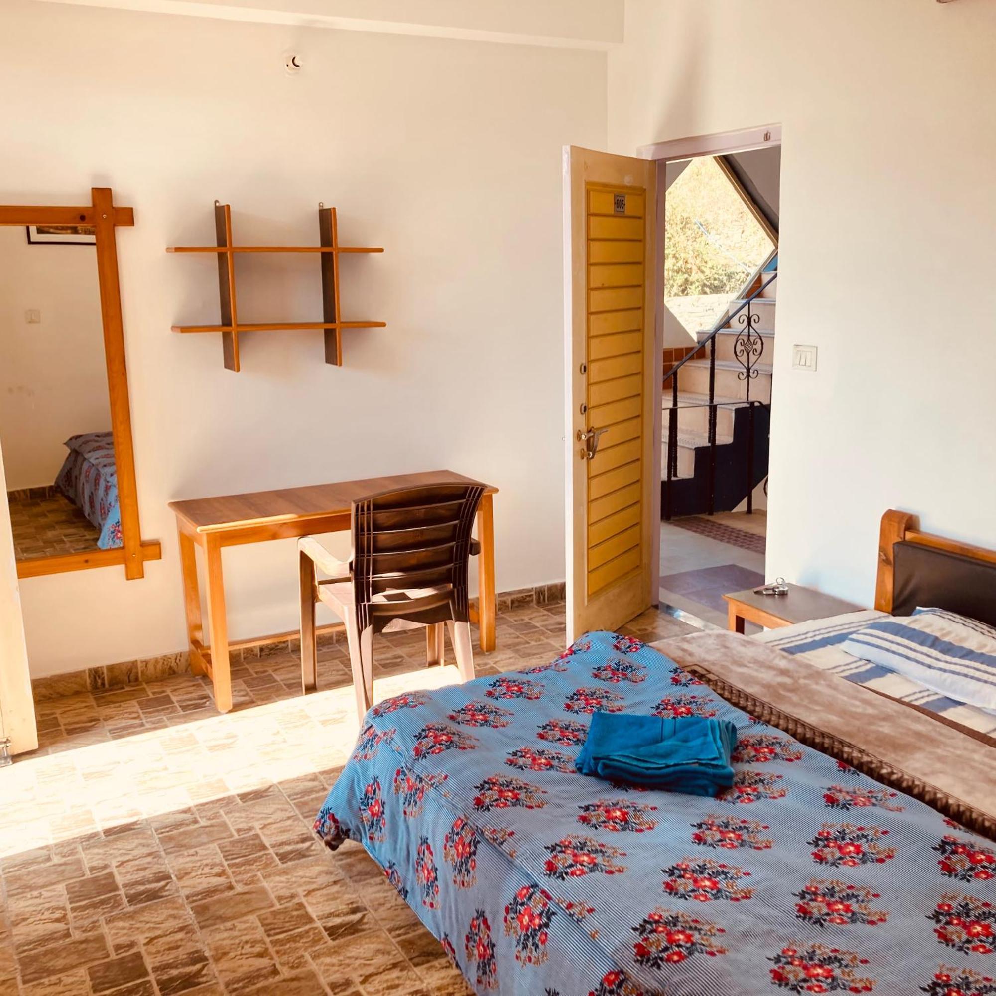 Oasis Guest House Bhagsu D'Shala دارامشالا المظهر الخارجي الصورة