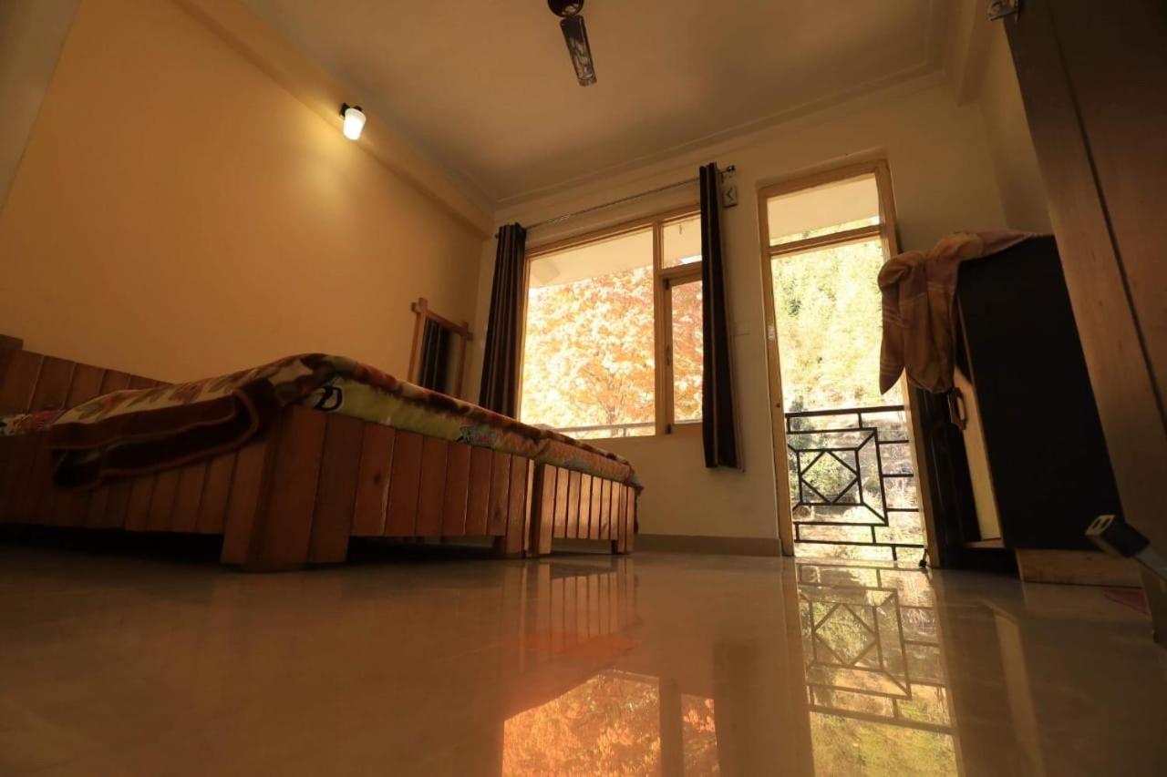 Oasis Guest House Bhagsu D'Shala دارامشالا المظهر الخارجي الصورة