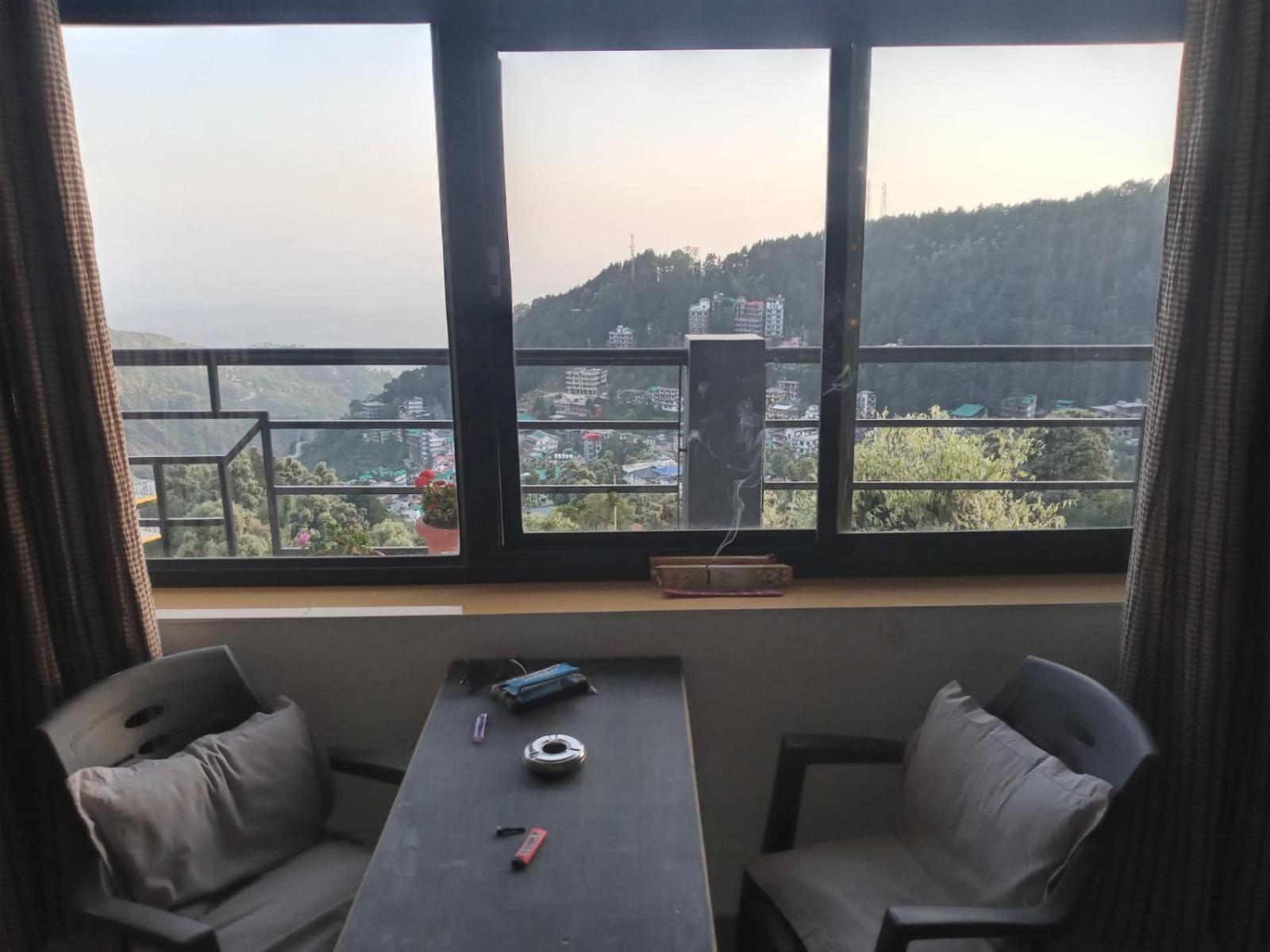 Oasis Guest House Bhagsu D'Shala دارامشالا المظهر الخارجي الصورة