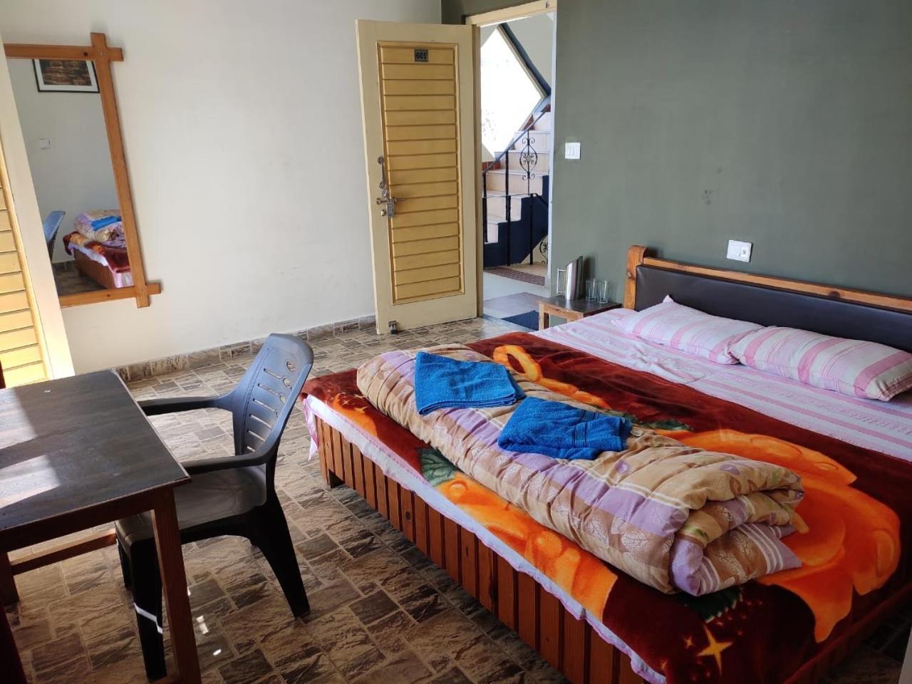 Oasis Guest House Bhagsu D'Shala دارامشالا المظهر الخارجي الصورة