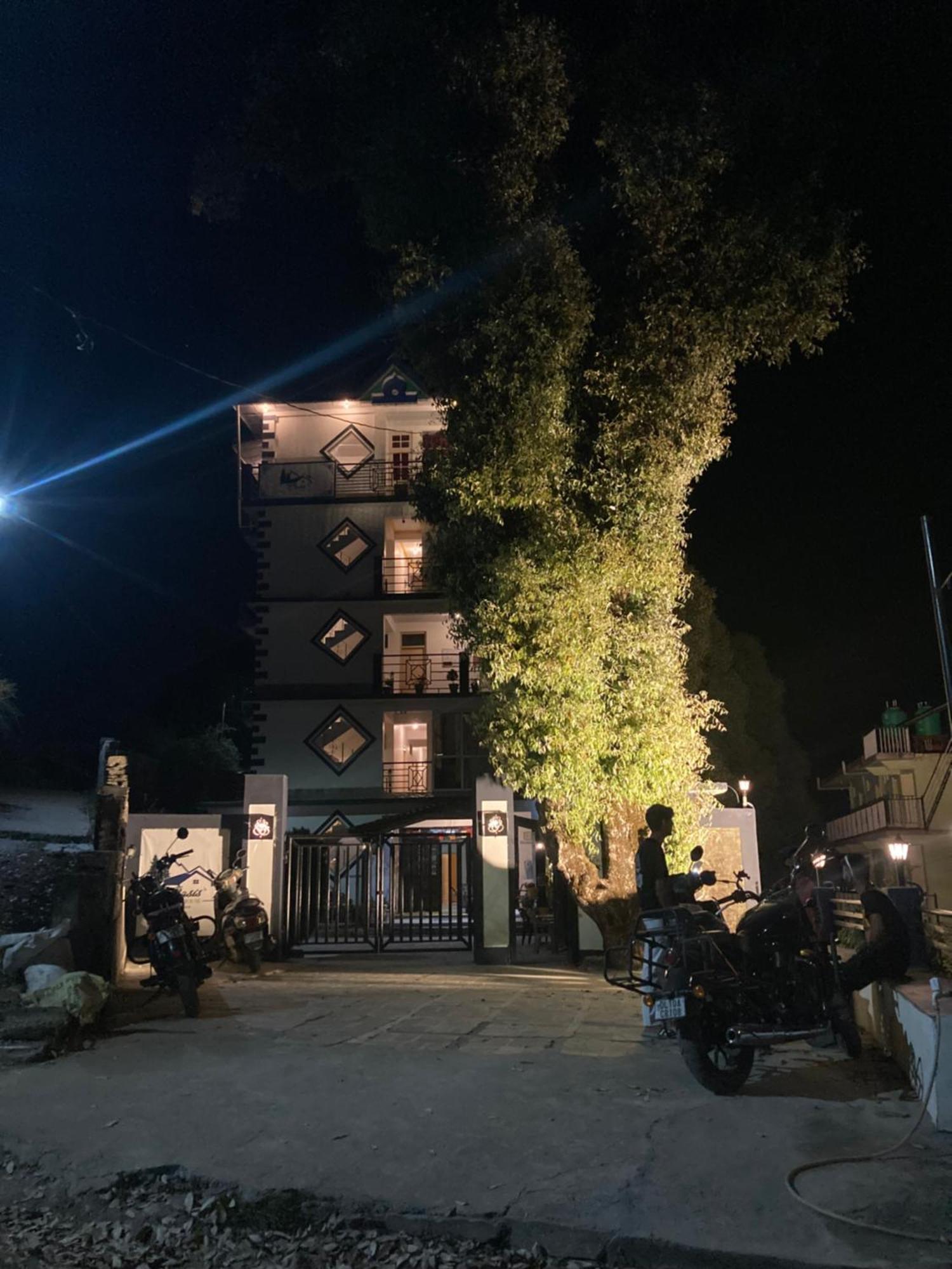 Oasis Guest House Bhagsu D'Shala دارامشالا المظهر الخارجي الصورة